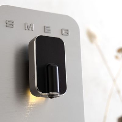 48. Smeg BCC11BLMEU ekspres do kawy Pełna automatyka Ekspres do espresso 1,4 l