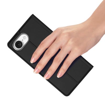 9. Etui Dux Ducis Skin Pro na iPhone 16e / 17e - czarne