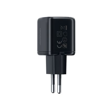 5. Ładowarka sieciowa Joyroom JR-TG7 33W USB-A + USB-C - czarna
