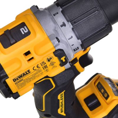 2. Wiertarko-wkrętarka 18V 2x5,0Ah BL TSTAK DCD805P2T