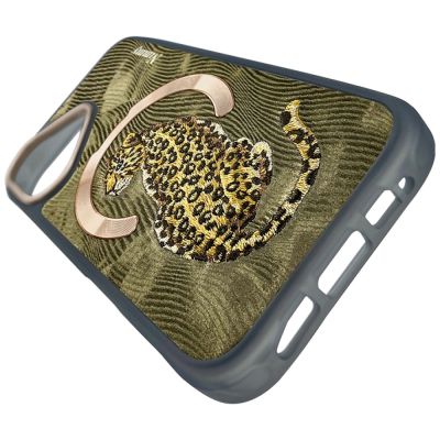 4. Etui Nimmy Magnetic Fantasy Animal MagSafe na iPhone 16 - złote