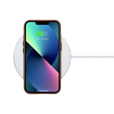 7. iCarer Oil Wax Premium Leather Case skórzane etui iPhone 14 Plus magnetyczne z MagSafe brązowy (WMI14220703-RB)