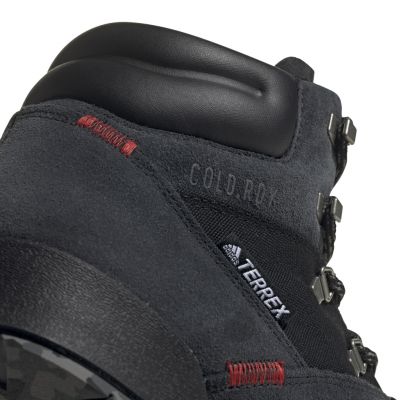 7. Buty adidas Terrex Snowpitch M FV7957