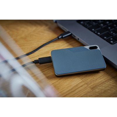 8. Dysk zewnętrzny SSD Intenso TX100 250GB Niebieski