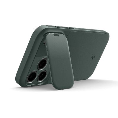7. Etui Spigen Optik Armor MagSafe na iPhone 17 Pro - zielone