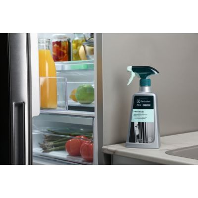 3. Preparat czyszczący do lodówek ELECTROLUX M3RCS301 500ml