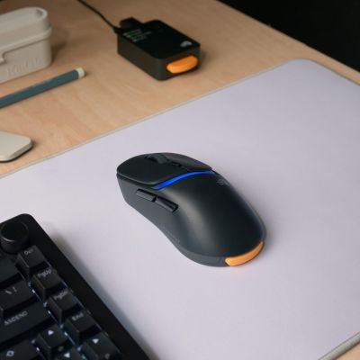 9. Glorious Gaming Model D3 Wireless myszka Dla praworęcznych RF Wireless Optyczny 30000 DPI