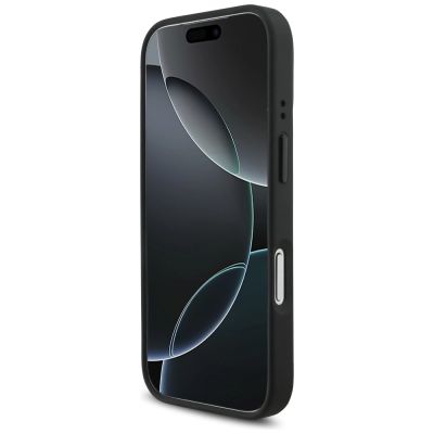5. Etui BMW M Carbon Line & Logo MagSafe na iPhone 17 Pro - żółte