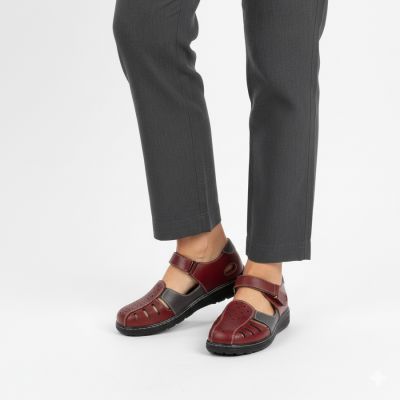 5. Półbuty damskie komfortowe na rzep ażurowe bordowe Unisoft 9955