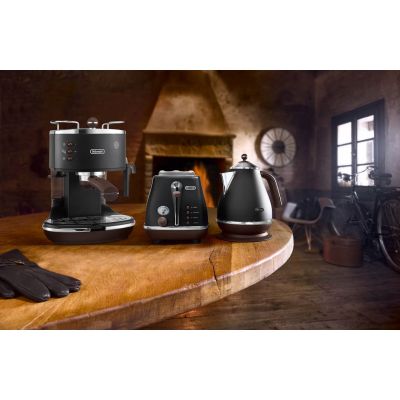 6. Ekspres DeLonghi ECOV311.BK (1100W; kolor beżowy)