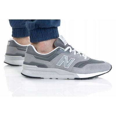 12. Buty New Balance męskie CM997HCA klasyczne 40
