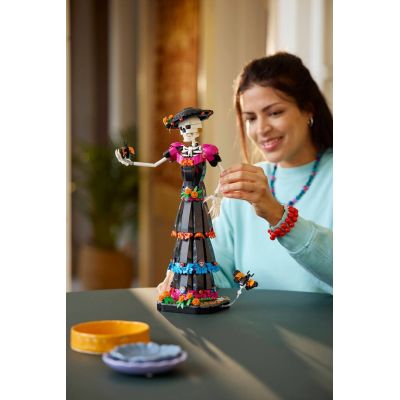 2. LEGO Ideas 21372 - La Catrina