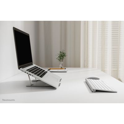 15. Neomounts NSLS085SILVER stojak na laptop Podstawka na notebooka Srebrny 43,2 cm (17")