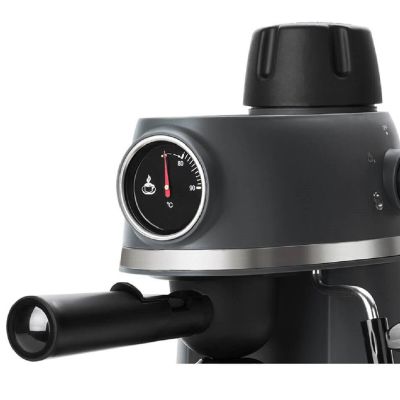 6. Ekspres ciśnieniowy kolbowy Black+Decker BXCO800E (800W; czarny)