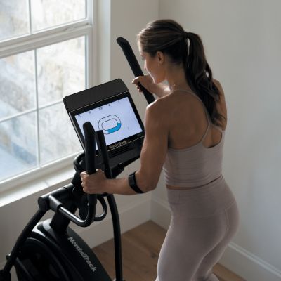 8. Rower Eliptyczny Nordictrack Airglide 14i NTEL71423