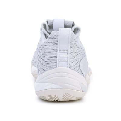 6. Buty adidas CRAZY BYW X 2.0 M EE8327
