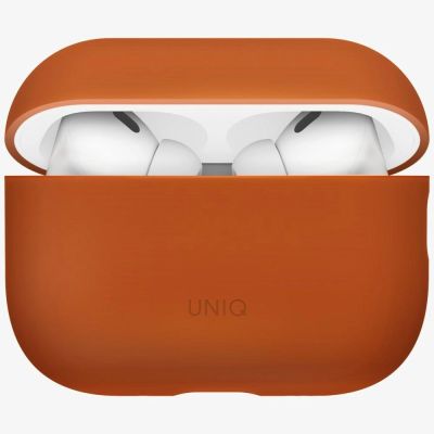 3. Etui UNIQ Lino Silicone na AirPods Pro 3 - pomarańczowe