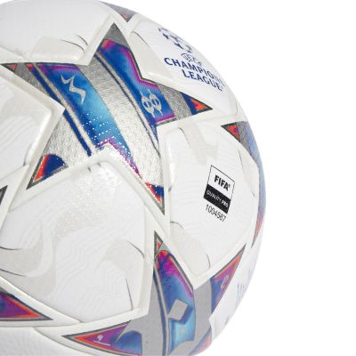 3. Piłka adidas UCL Pro IA0953