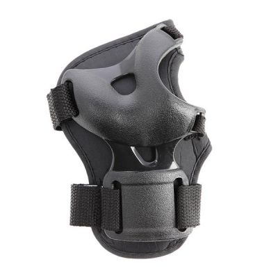 22. Ochraniacze zestaw Nils Extreme CZARNE rozmiar M H110