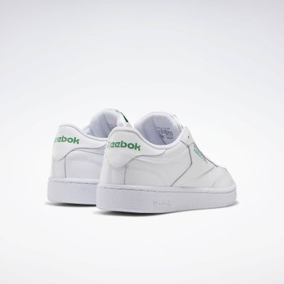9. Buty Reebok Club C AR0456