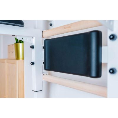 5. DRABINKA GIMNASTYCZNA Z DRĄŻKIEM I PORĘCZĄ DO ĆWICZEŃ BENCHK 722W