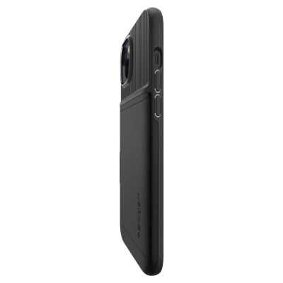 7. Etui Spigen Slim Armor CS na iPhone 14 Plus - czarne