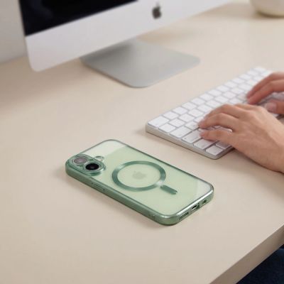 6. Etui Tech-Protect MagFlex na iPhone 17 - zielone matowe