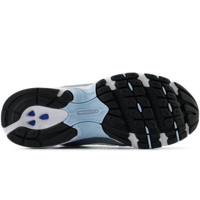 15. Buty New Balance MR530ADA