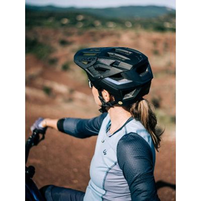 2. Kask rowerowy Julbo Forest Evo Black/Blue Irise czarny