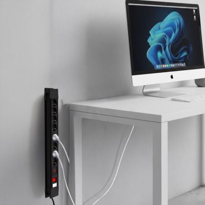 17. MACLEAN LISTWA ZASILAJĄCA 8 GNIAZD Z 1 WYŁĄCZNIKIEM MCE11