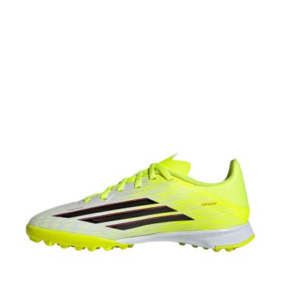 18. Buty piłkarskie dla dzieci adidas F50 League TF JR9018