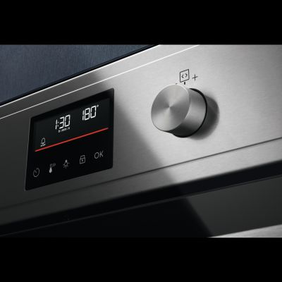 2. Piekarnik ELECTROLUX EOF4P56X czyszczenie pyroliza