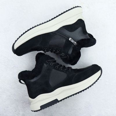 7. Skórzane botki damskie na platformie czarne Filippo  DBT7240