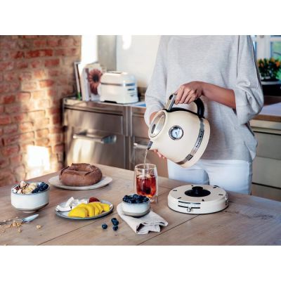 16. Czajnik elektryczny KitchenAid 5KEK1522EAC