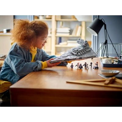 7. LEGO Star Wars 75394 Gwiezdny Niszczyciel Imperium