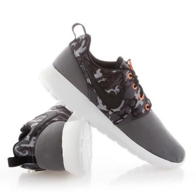 3. Buty Nike Roshe One Print Jr 677782-004