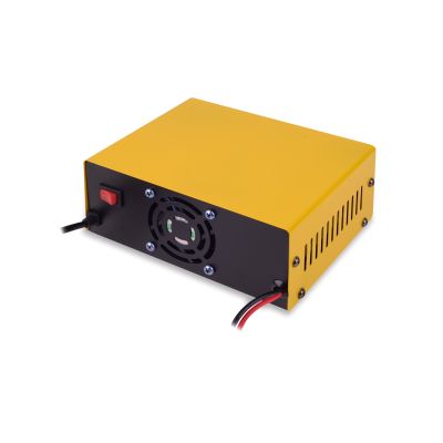 5. Prostownik Smart Volt Polska 6V/12V/24V 15A A80