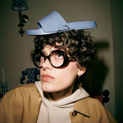 8. Kubota klapki basenowe basic plain cloud niebieskie K25SS-101-002-14-1