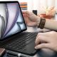 11. Etui z klawiaturą AMAZINGTHING Minimal Case KeyLite Combo na iPad Air 11" M3/M4 (2025/2026) - czarne