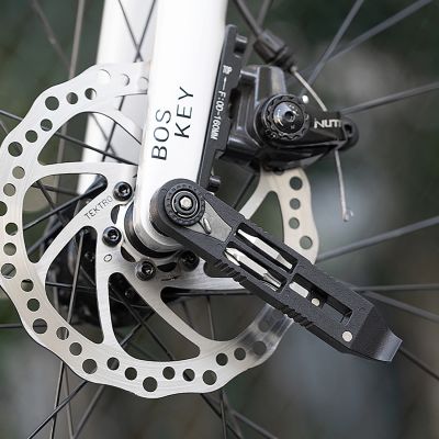 10. Zestaw kluczy Wozinsky WZK-L2 14w1 narzędzia rowerowe multitool imbusy łyżki do opon - czarny