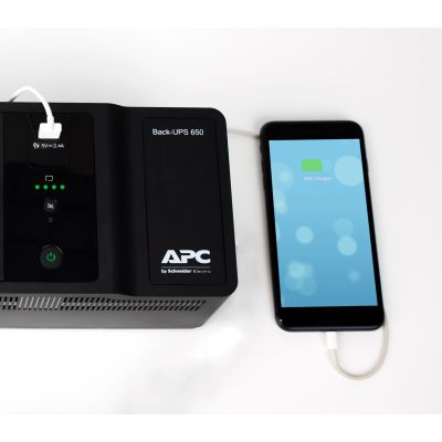 6. APC BACK-UPS 650VA 230V 1 USB/CHARGING PORTS