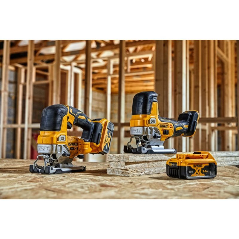 13. WYRZYNARKA DEWALT DCS335N-XJ