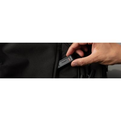 3. KINGSTON FLASH 128GB USB-C 3.2 Gen1 DataTraveler 70