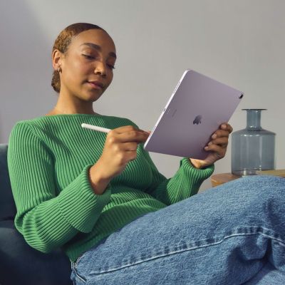 4. Apple iPad Air Apple M 256 GB 27,9 cm (11") 8 GB Wi-Fi 6E (802.11ax) iPadOS 17 Szary