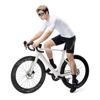 4. Koszulka rowerowa Rockbros 15200025 z krótkim rękawem rozmiar XL - biała