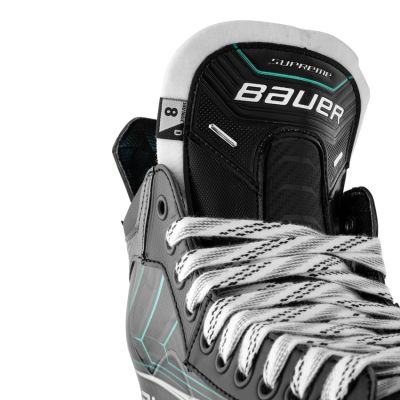 11. Łyżwyżwy hokejowe Bauer Supremeeme F30 Senior