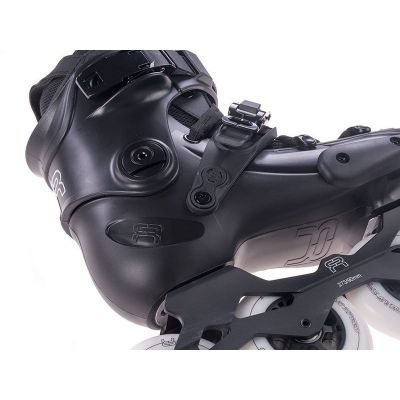 9. Rolki freestyle SEBA FR1 90 SKKFR190-BK