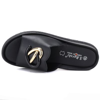 3. Skórzane klapki damskie na koturnie czarne S.Barski  KV61-6046