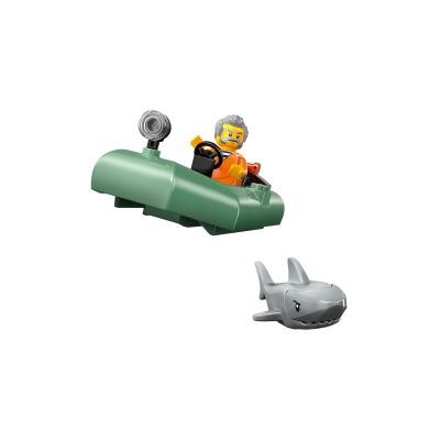 6. LEGO CITY 60456 POLICE BOAT CHASE