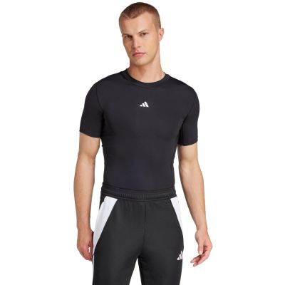 6. Koszulka adidas Techfit Short Sleeve Tee M JP4674